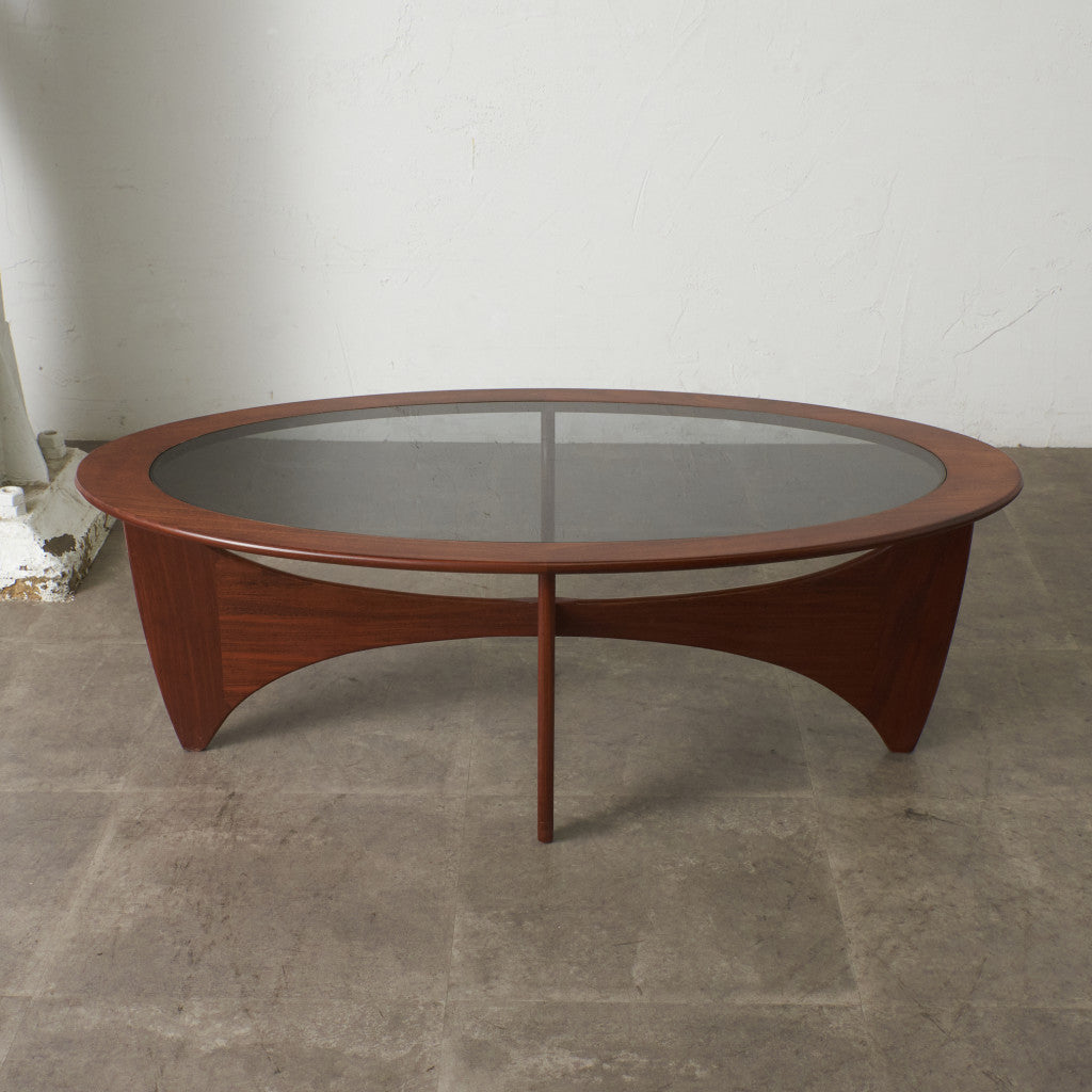 astro オーバルコーヒーテーブル