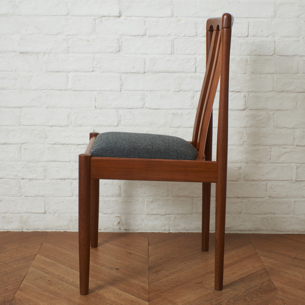 スラットバックチェア/ 張替済