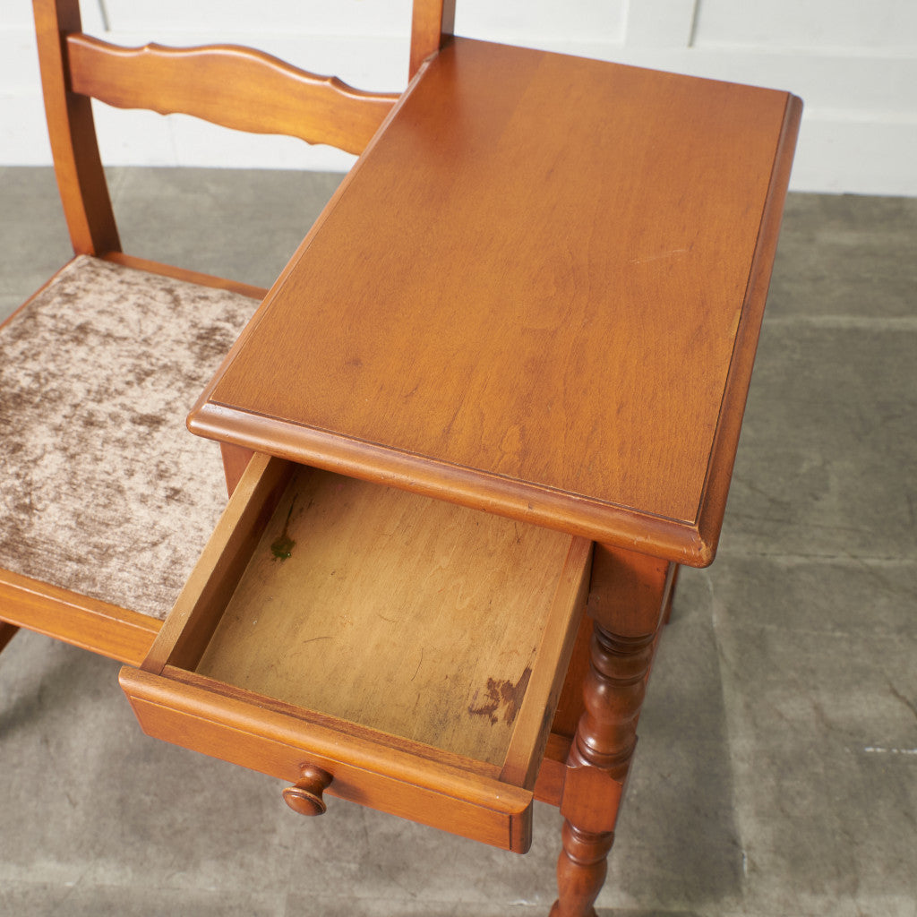 テレフォンベンチ