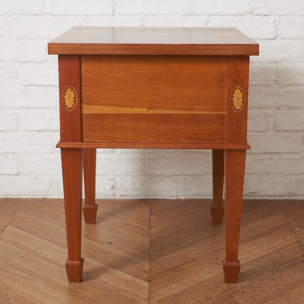 西洋クラシック 象嵌細工 ナイトテーブル