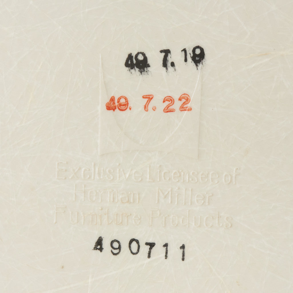 サイドシェルチェア スタッキングベース