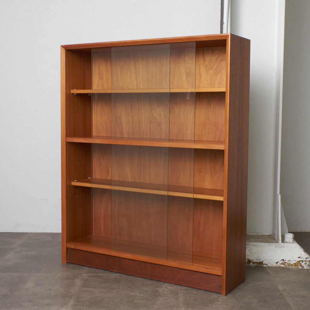 ヴィンテージ ガラスキャビネット