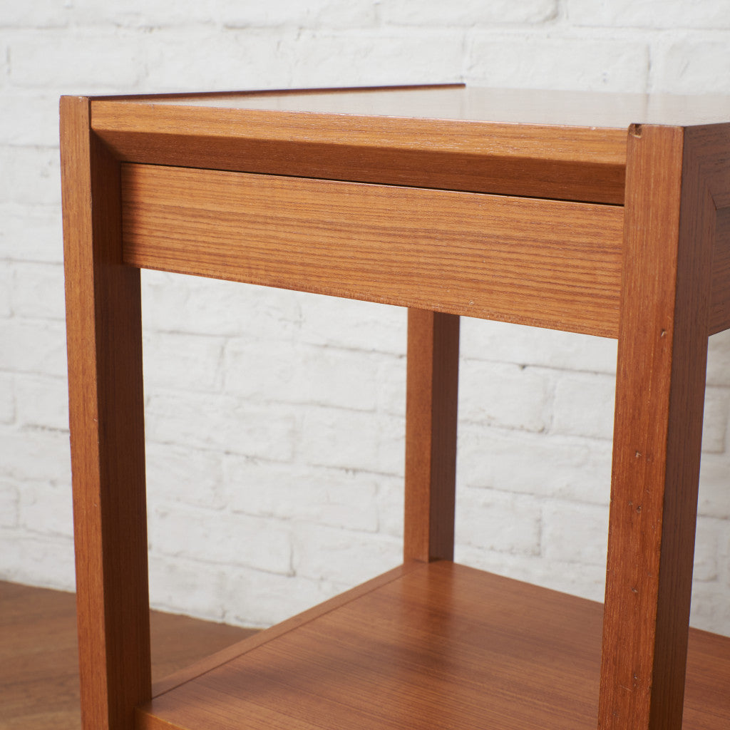 ジャパンヴィンテージ キャスター付き サイドテーブル