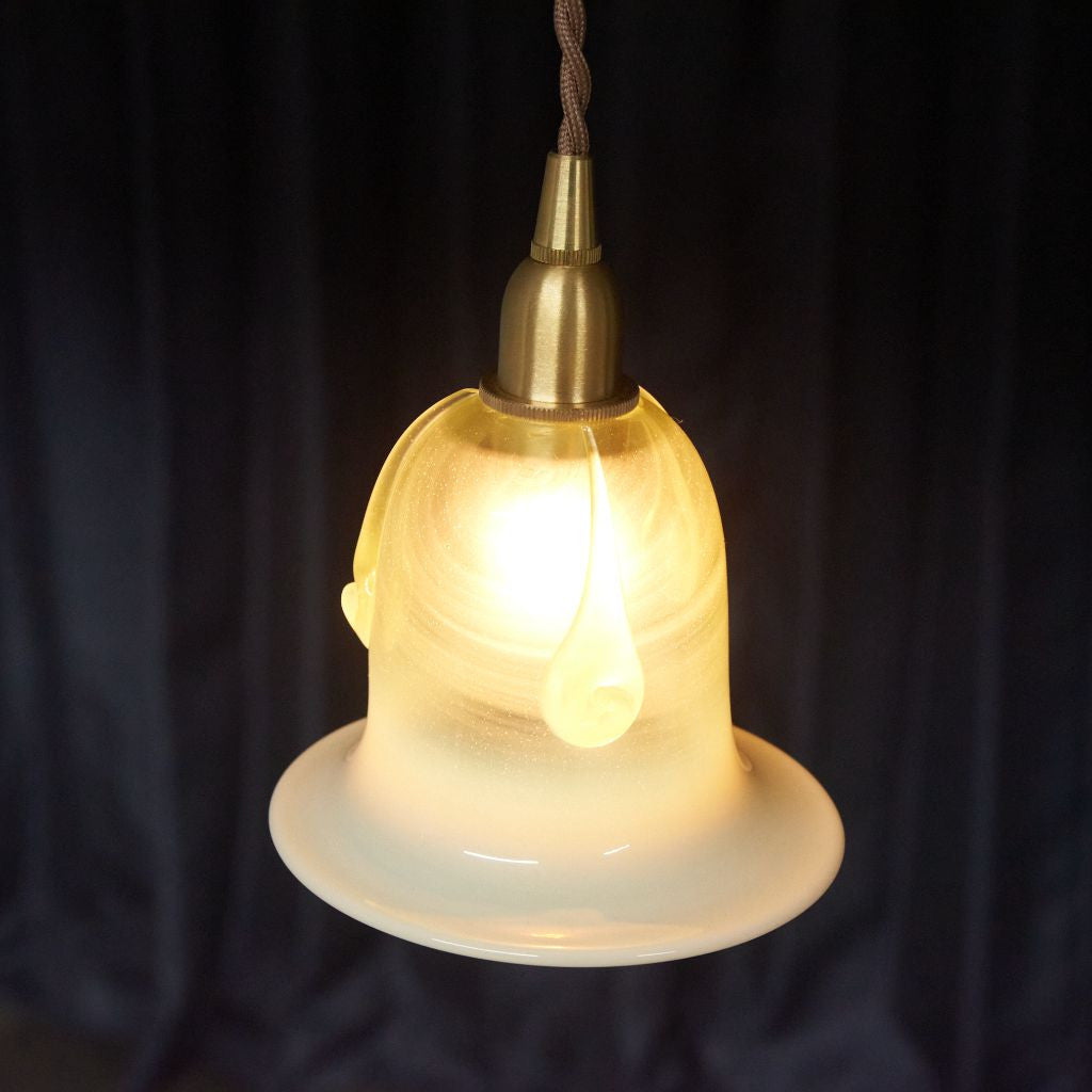 西欧アンティーク ヴァセリンガラス ペンダントライト