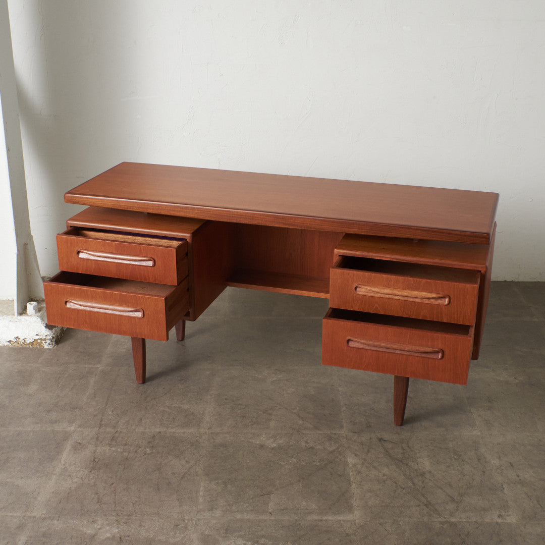 New Fresco ヴィンテージ デスク