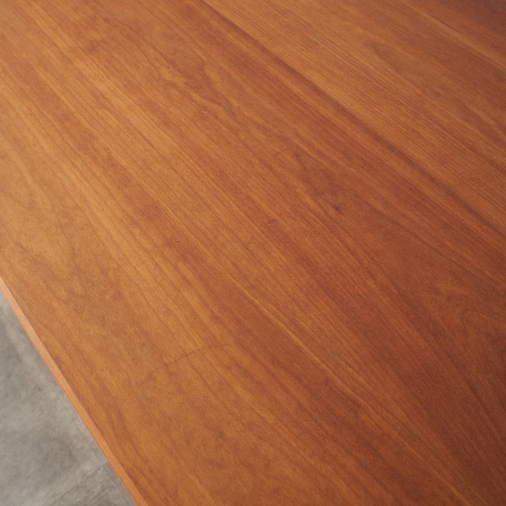 BAMBI TABLE