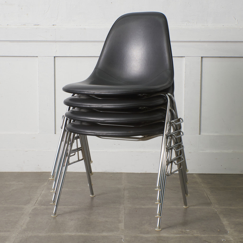 サイドシェルチェア スタッキングベース