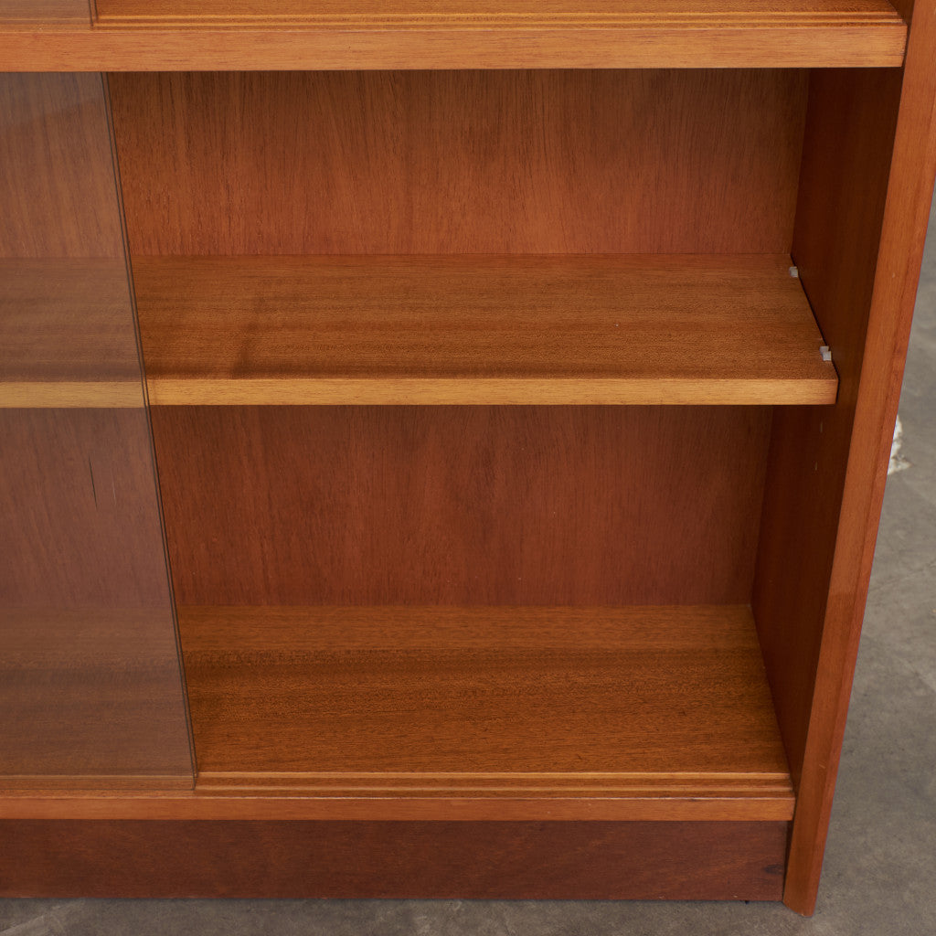 ヴィンテージ ガラスキャビネット