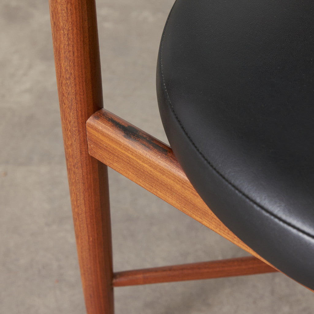 サーキュラーチェア