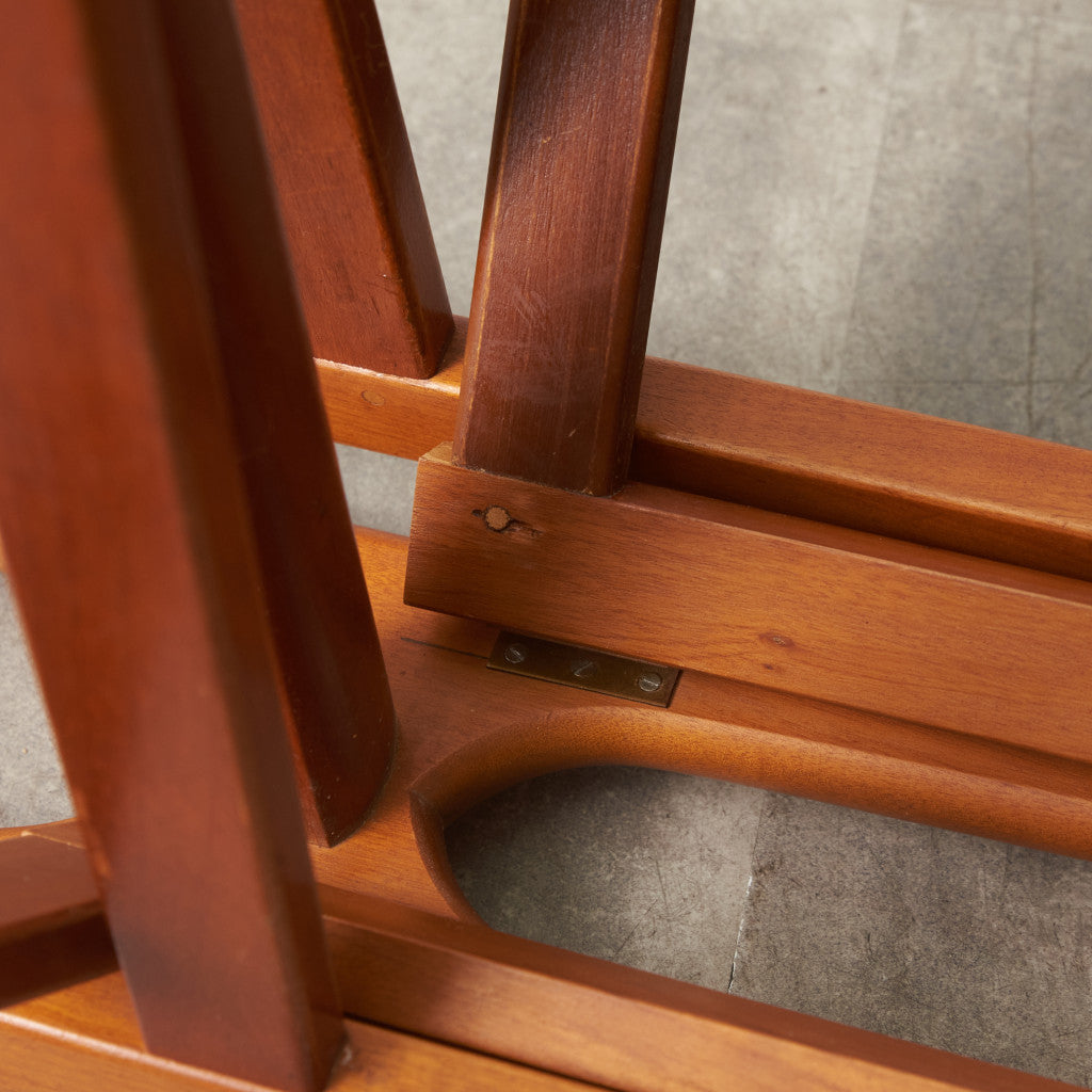 ドロップリーフゲートレッグテーブル