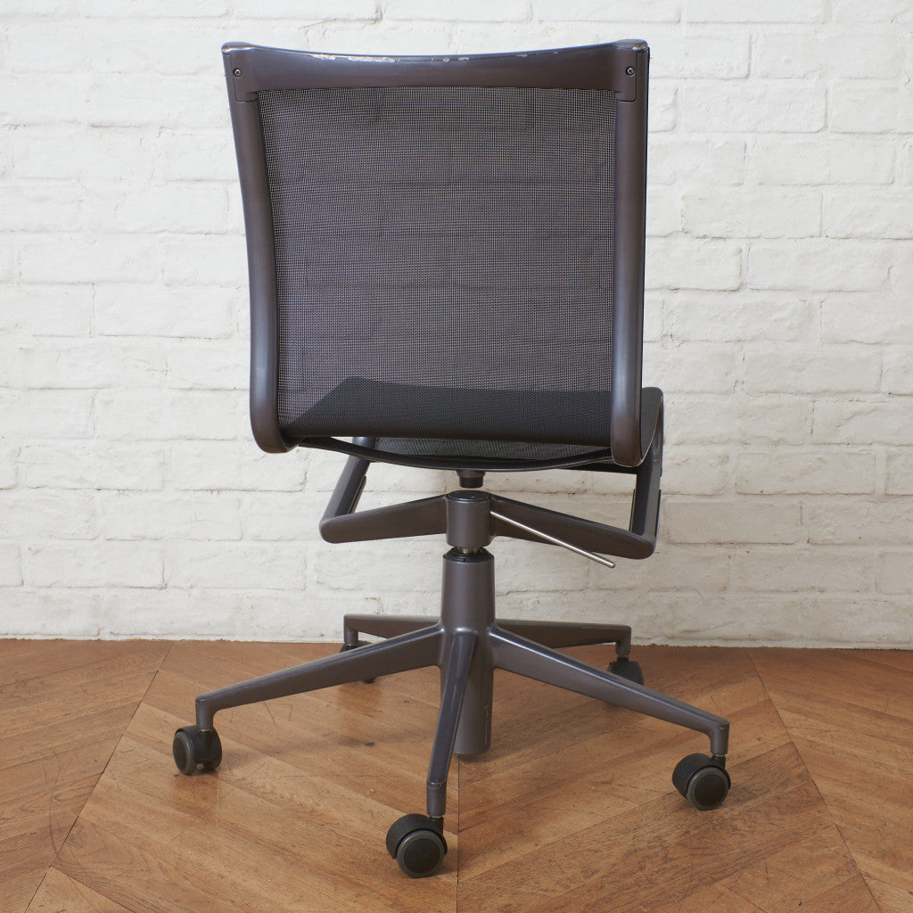 Alias ROLLINGFRAME キャスタースウィベルチェア