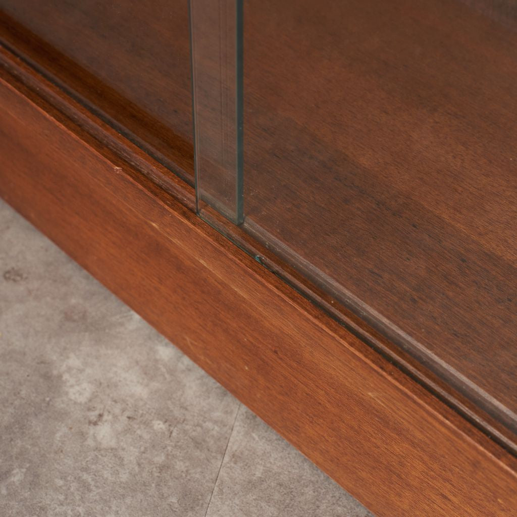 ヴィンテージ ガラスキャビネット