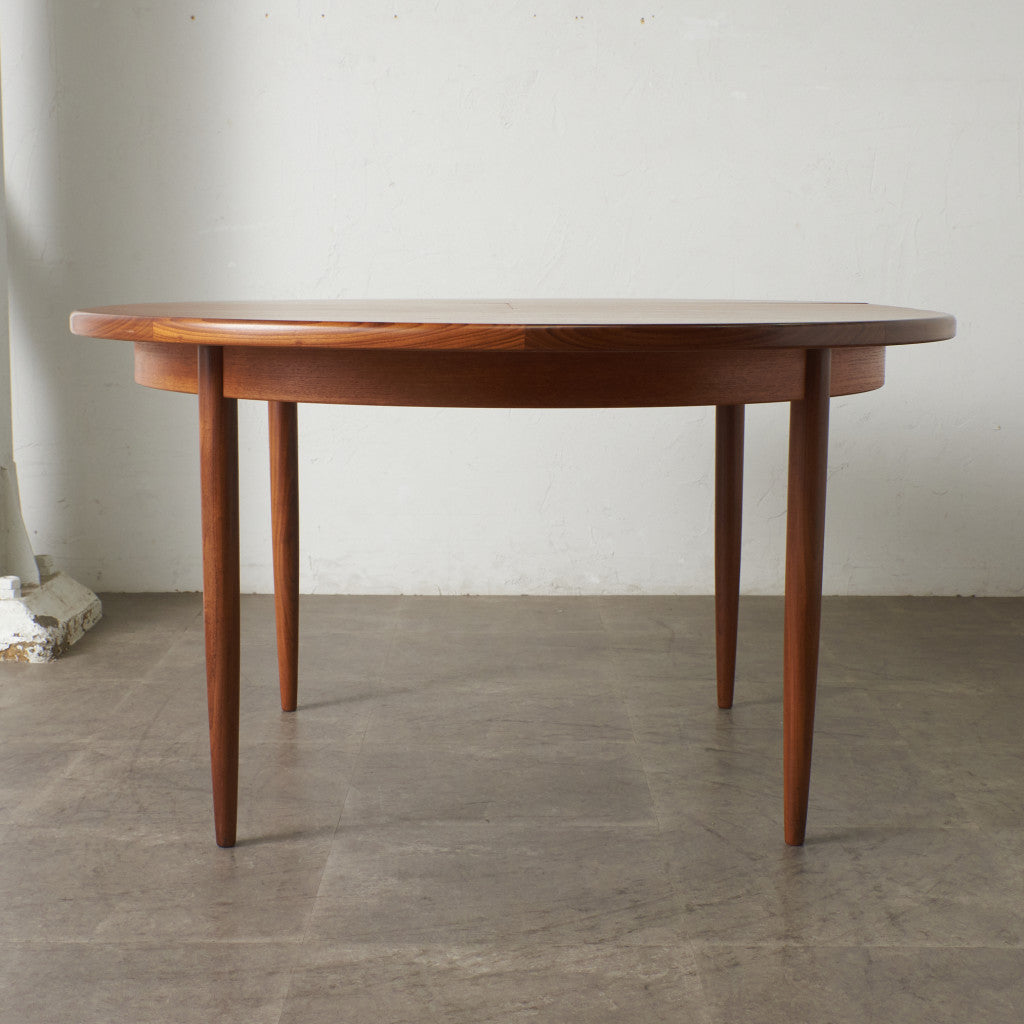 エクステンション ラウンドダイニングテーブル