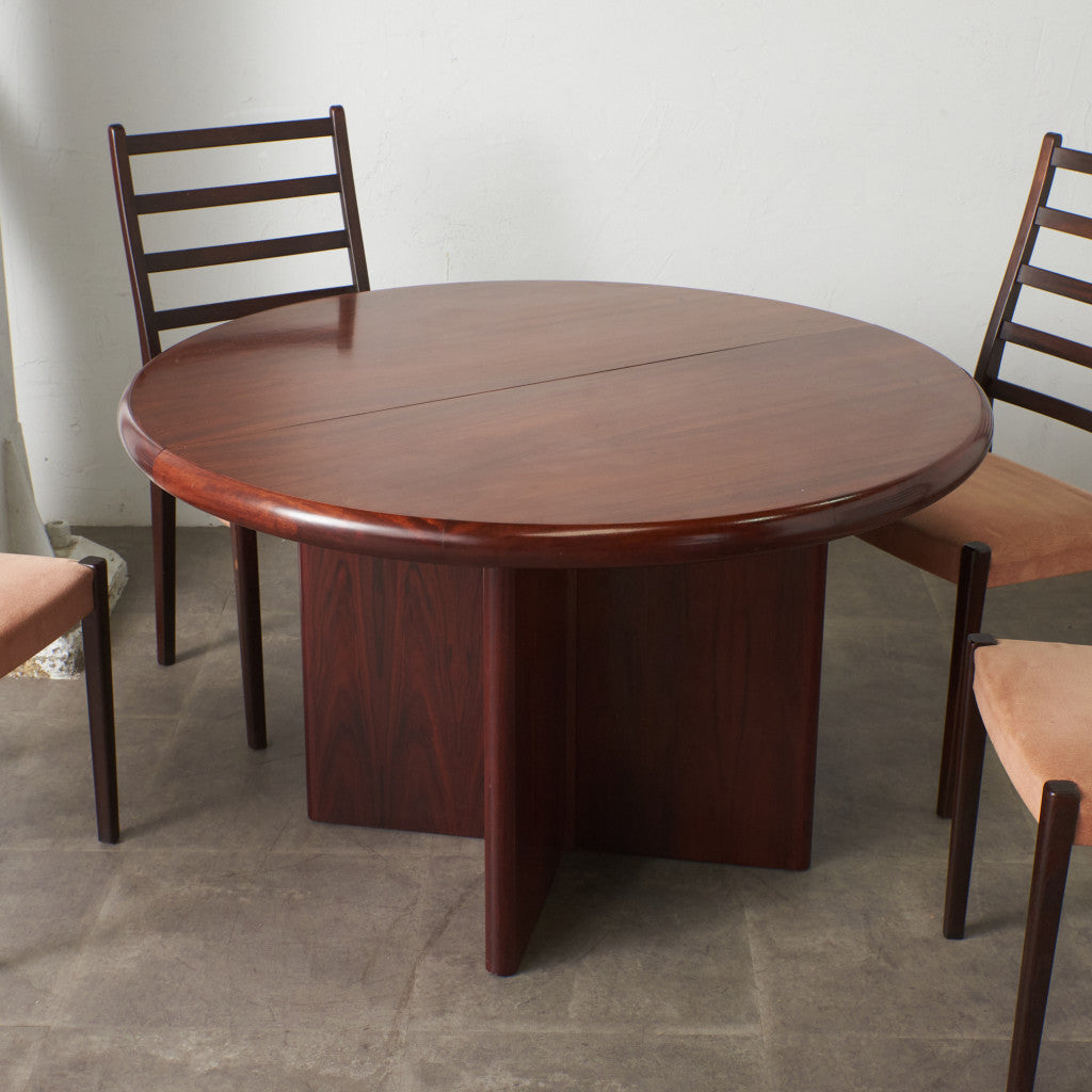 デンマークヴィンテージ ローズウッド材 ラウンドテーブル