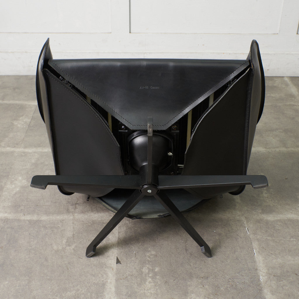 423 CAB ラウンジアームチェア