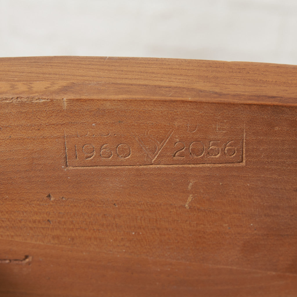 スティックバックチェア