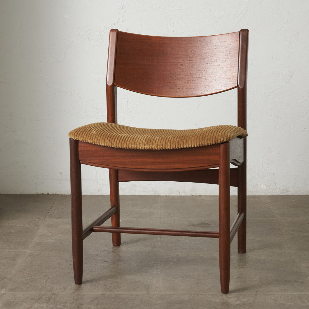 英国ヴィンテージ ダイニングチェア / 張替済