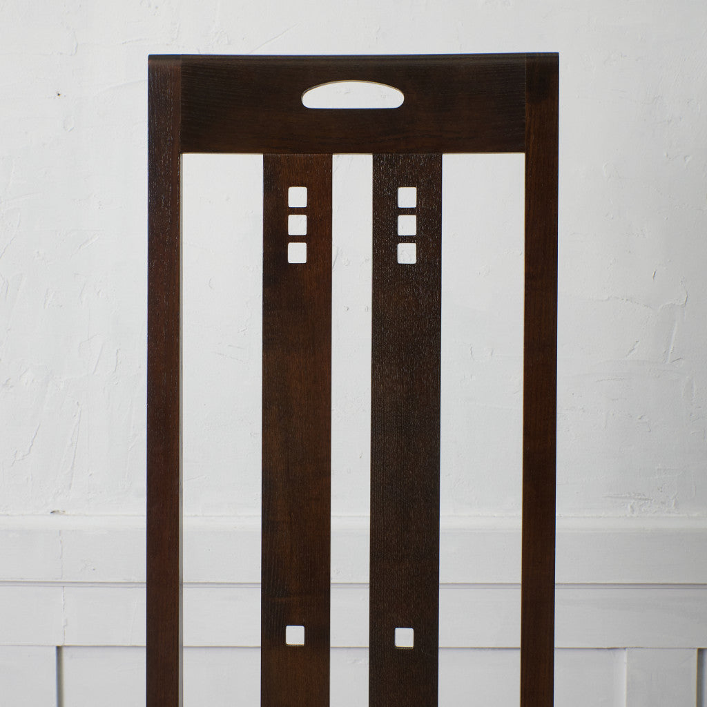 INGRAM ハイチェア