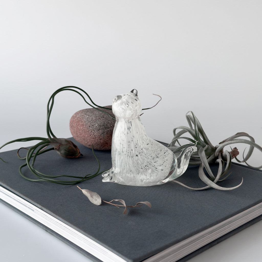 ヴィンテージ 猫のフィギュリン