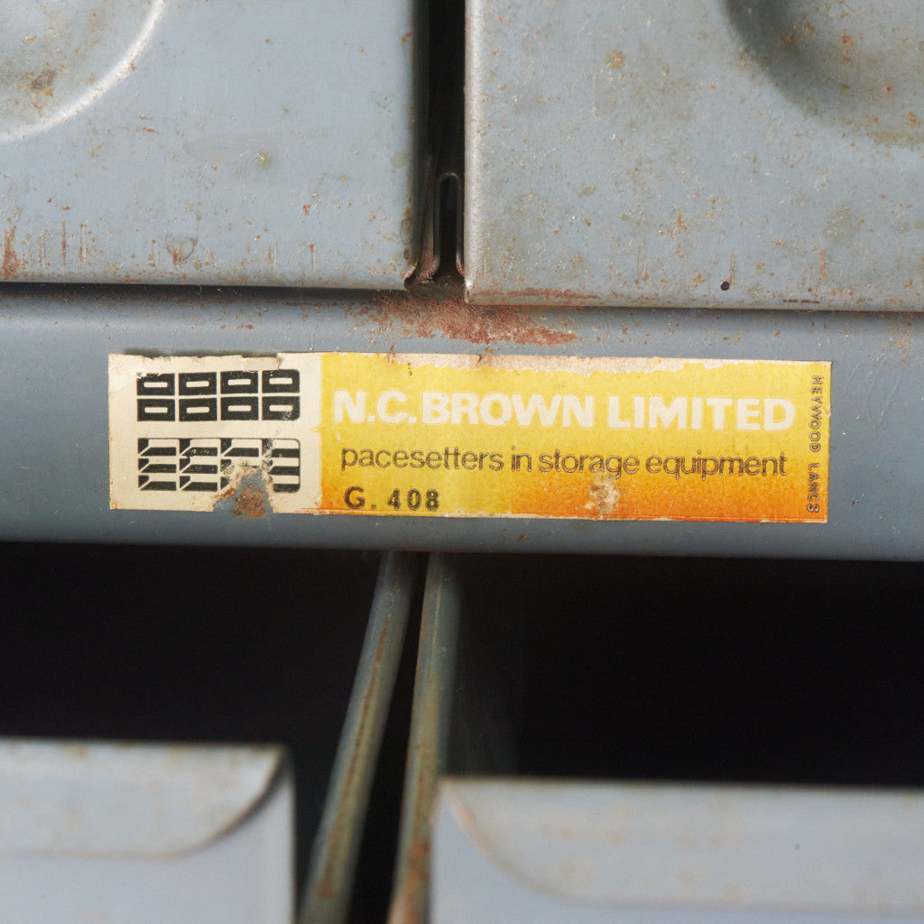 ヴィンテージ メタル ツールキャビネット