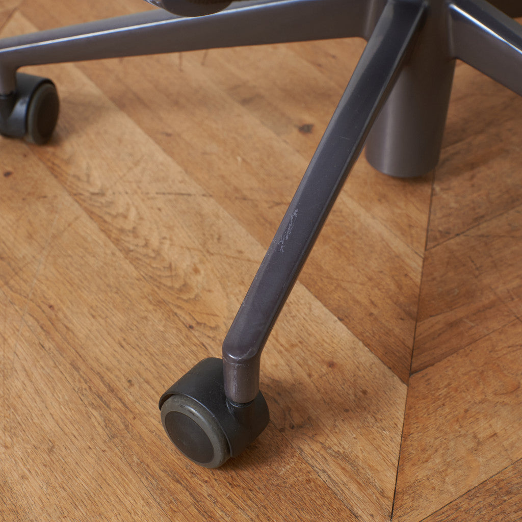 Alias ROLLINGFRAME キャスタースウィベルチェア