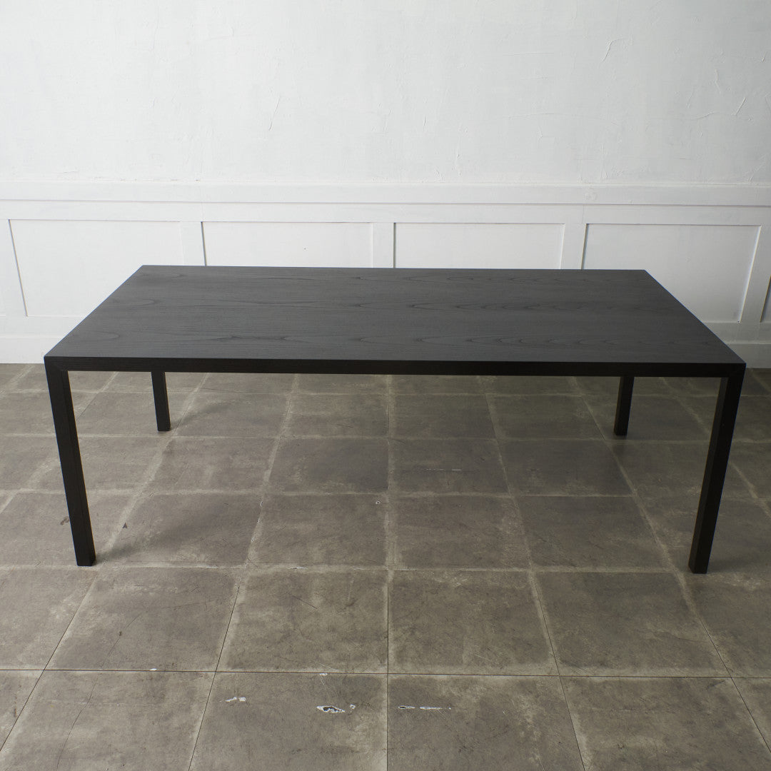 MATRIX 1011 ダイニングテーブル