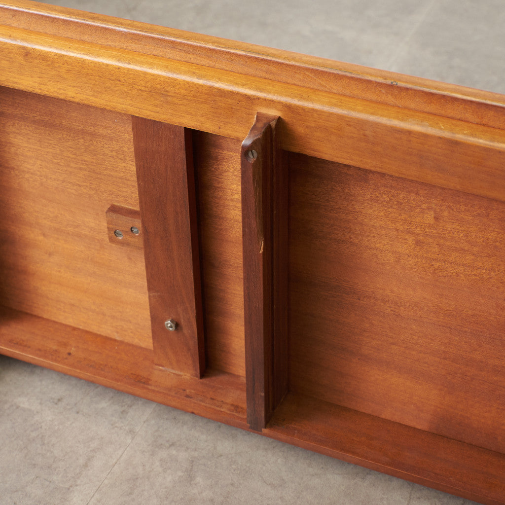 ヴィンテージ 拡張式天板付き ネストテーブル