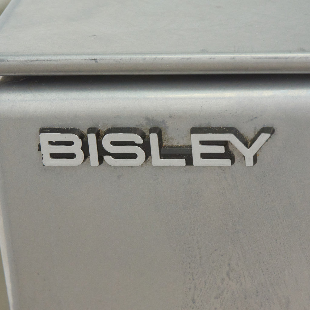 3段 メタルキャビネット