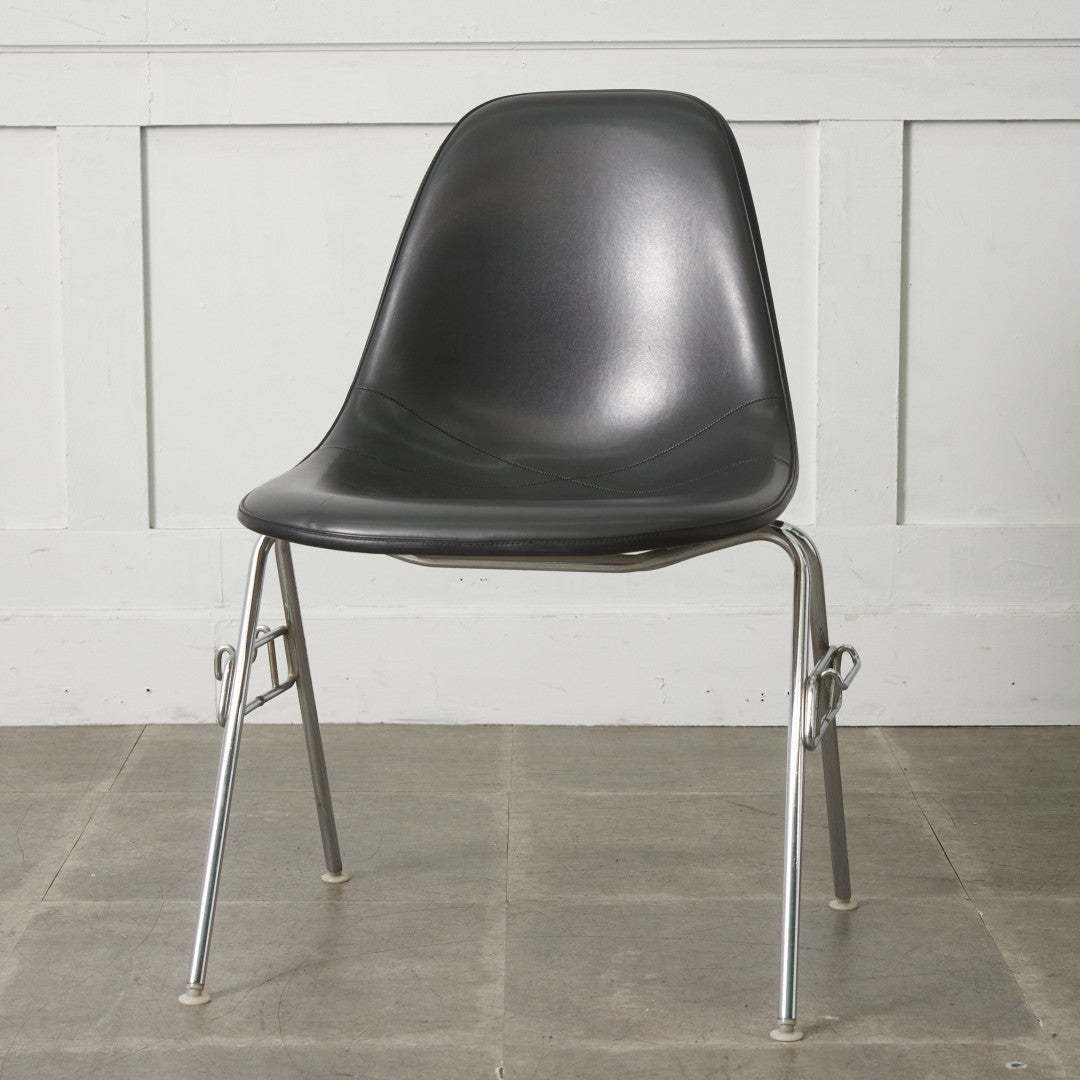 【ゆーたろー】イームズのサイドシェルチェア（ベース①） ゆーたろー】イームズのサイドシェルチェア（ベース①） ゆー
