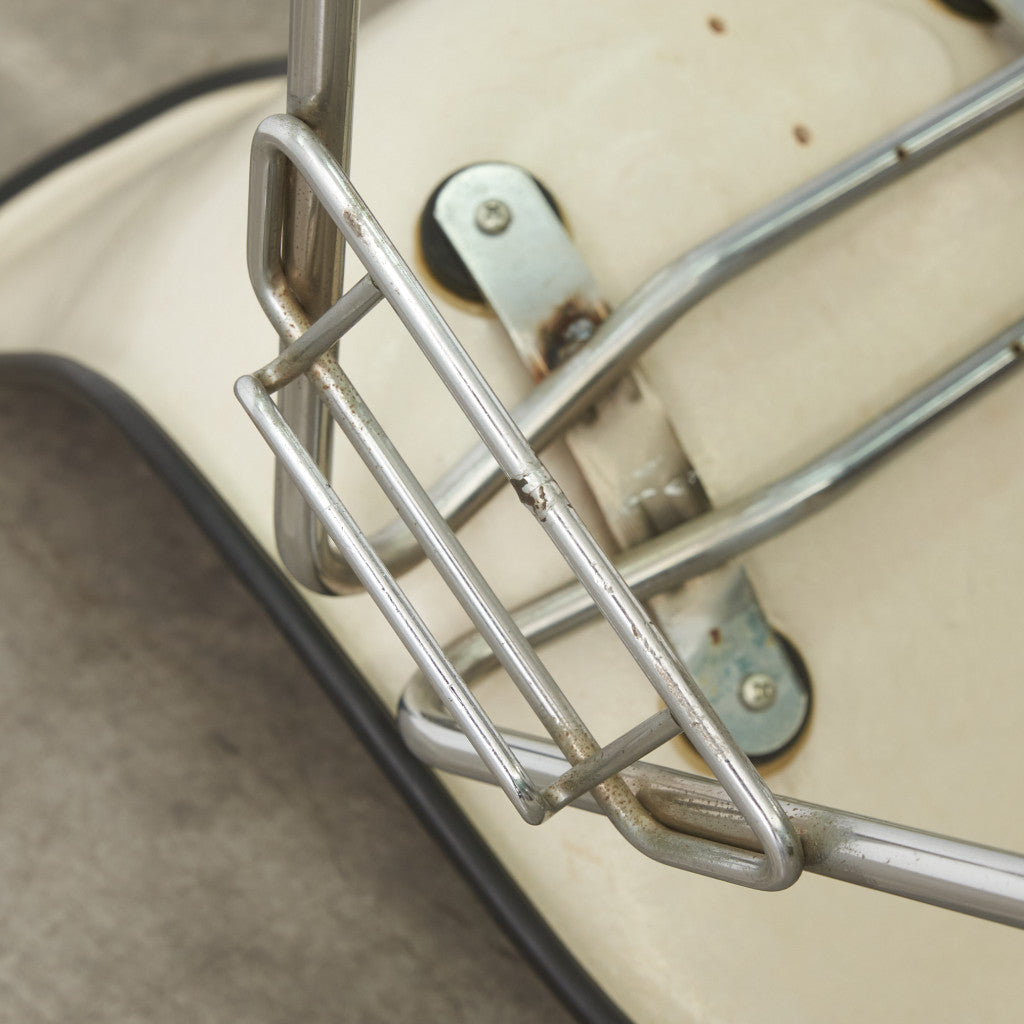 サイドシェルチェア スタッキングベース