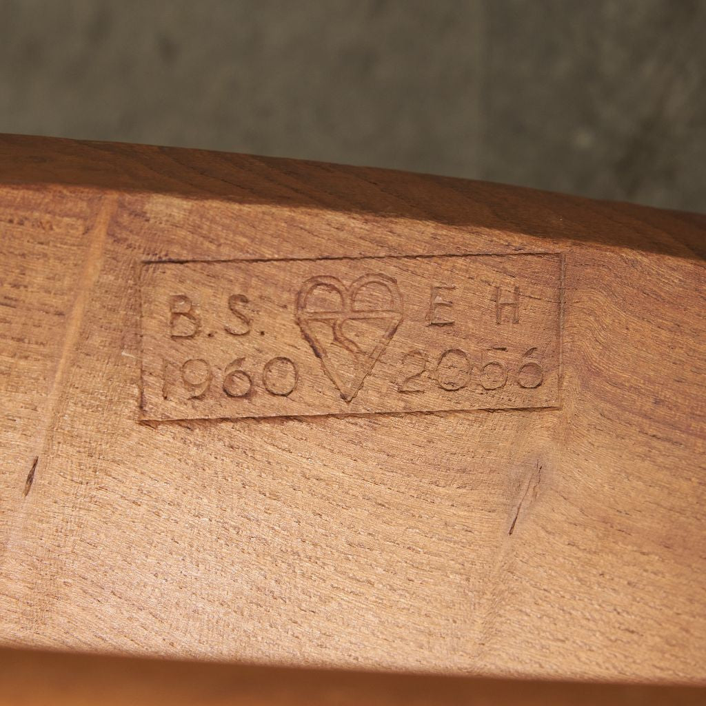 スティックバックチェア