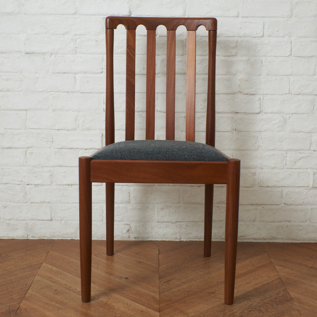 スラットバックチェア/ 張替済