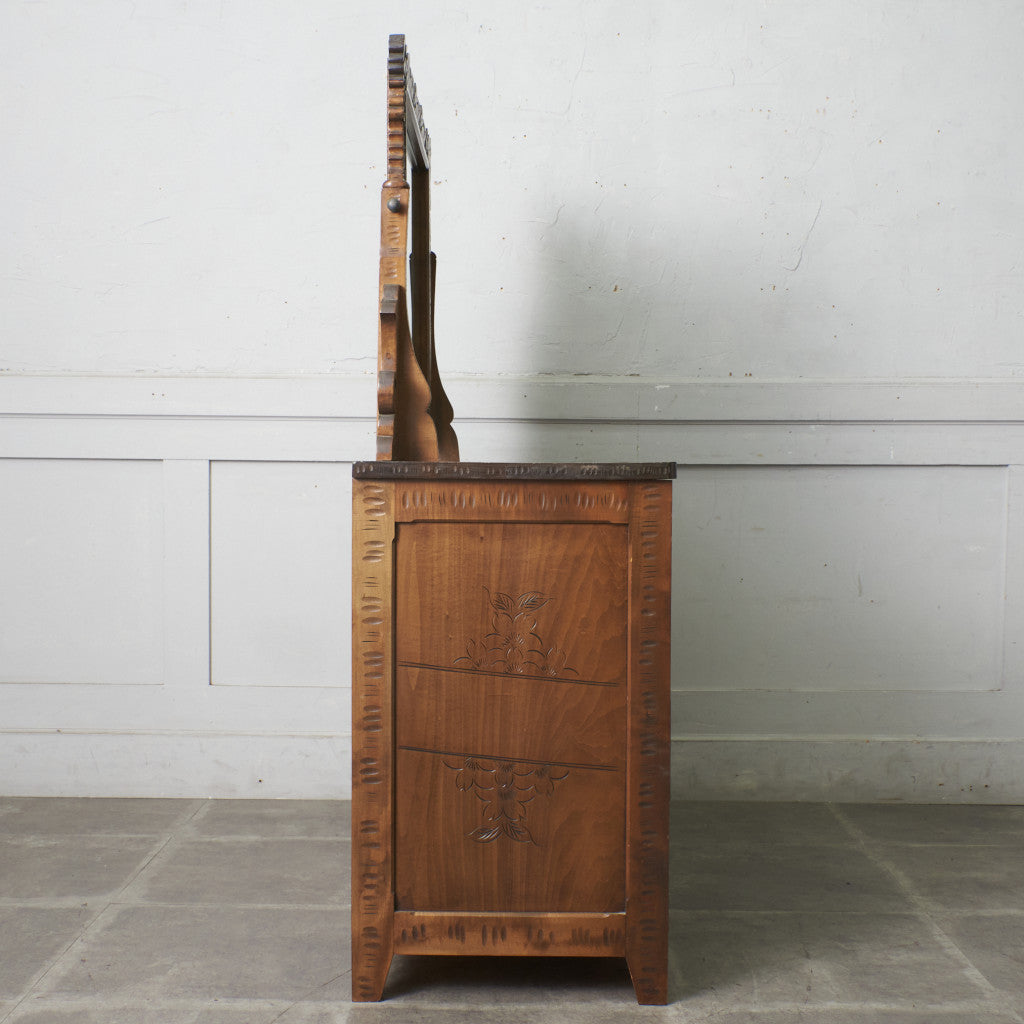 ドレッシングチェスト