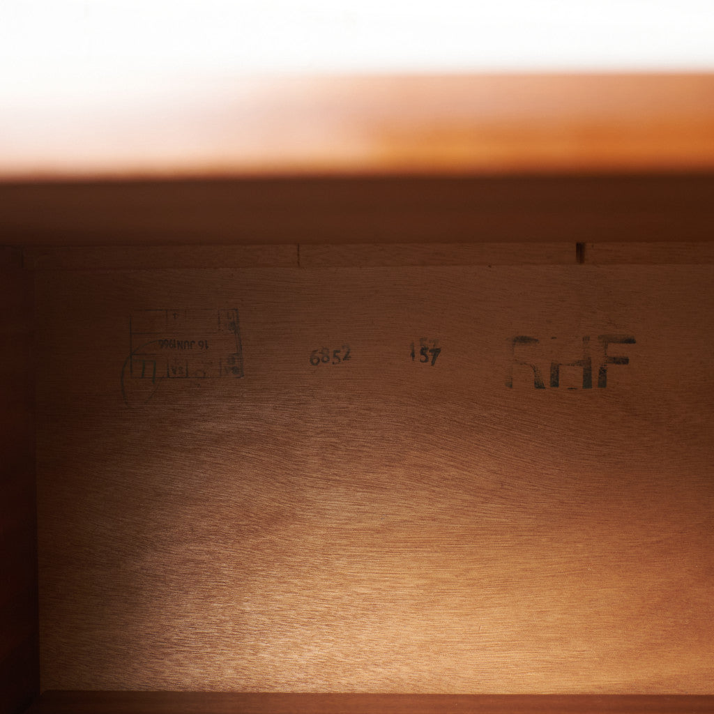 ヴィンテージ サイドボード