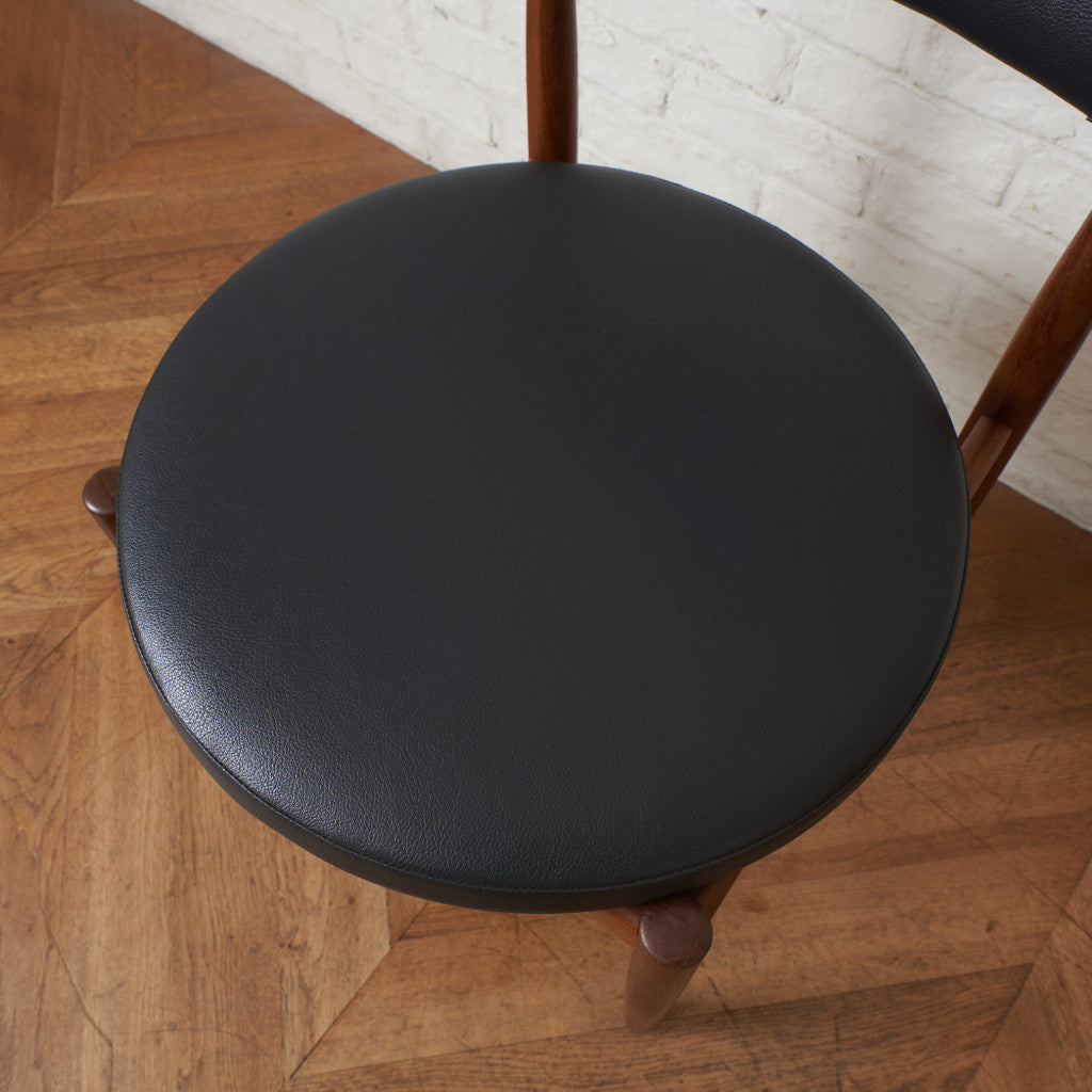 サーキュラーチェア