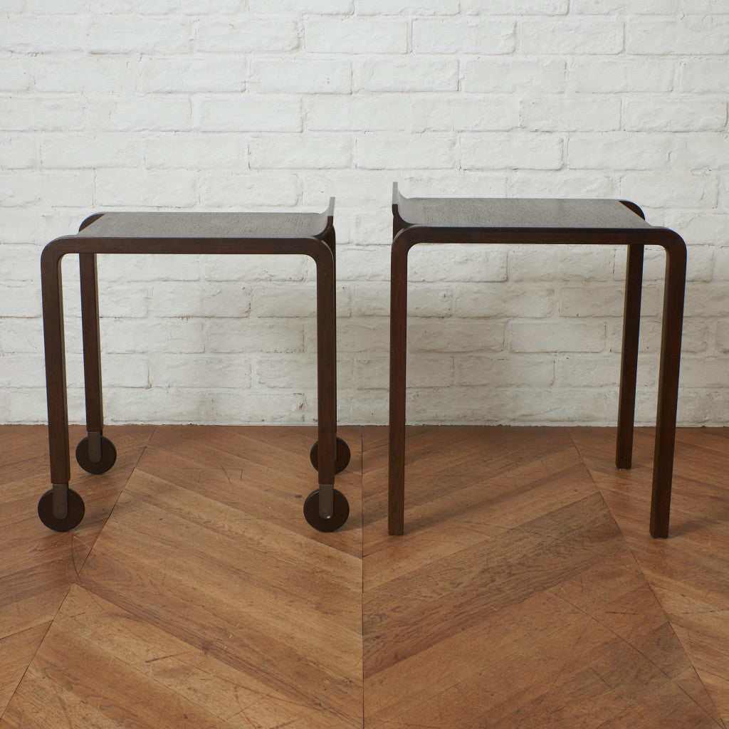 ネストテーブル