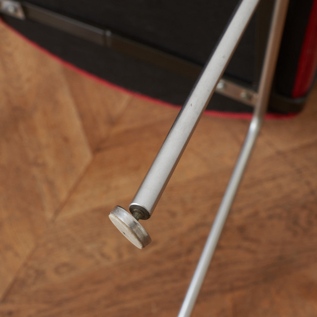 ヴィンテージ アームチェア Model 1268