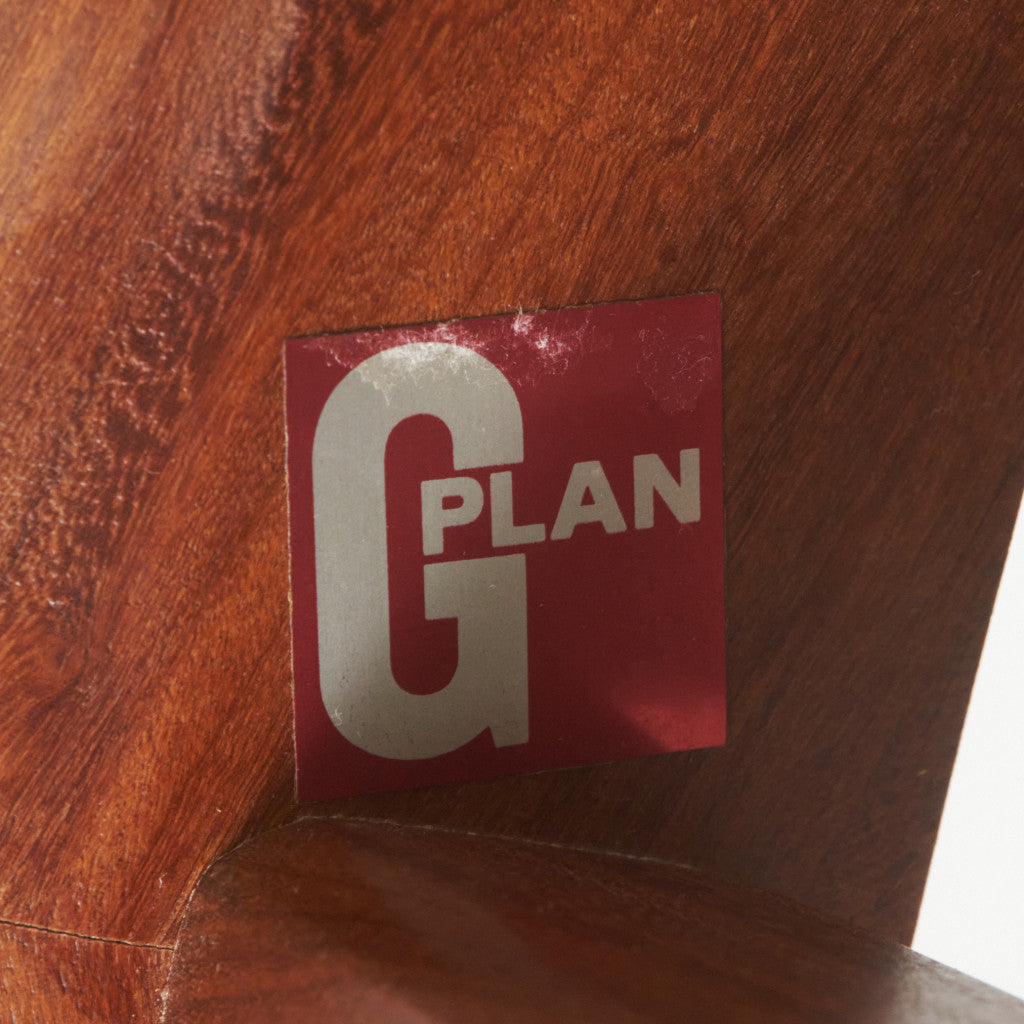 astro オーバルコーヒーテーブル