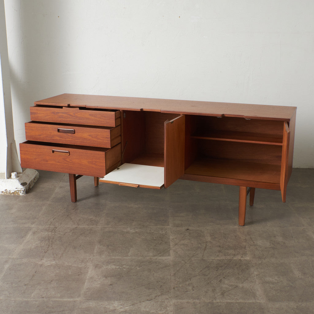 ヴィンテージ サイドボード