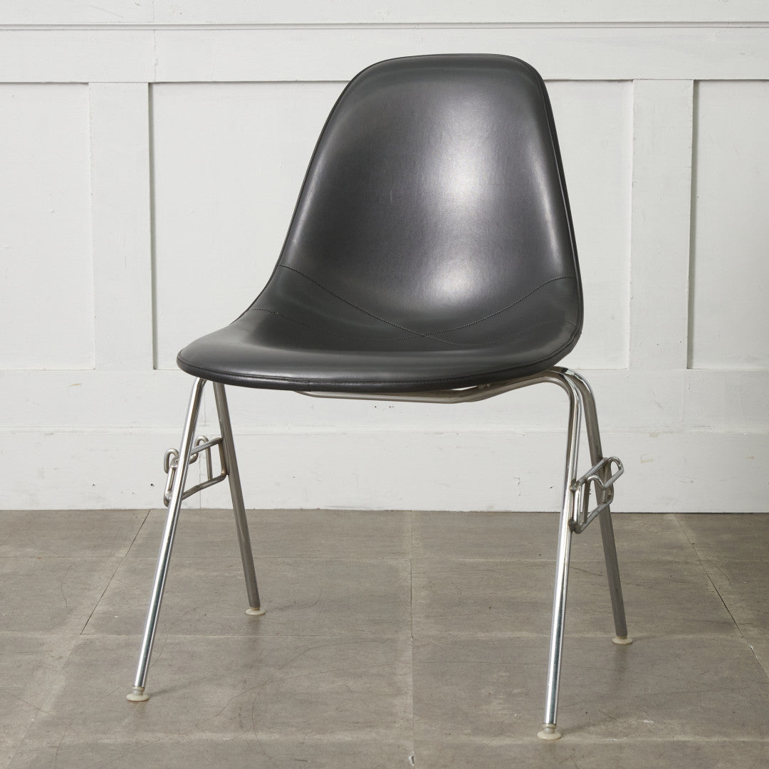 1/2 イームズ　スタッキングベース　サイドシェルチェア　ハーマンミラー サイドシェルチェア スタッキングベース – rocca rocca