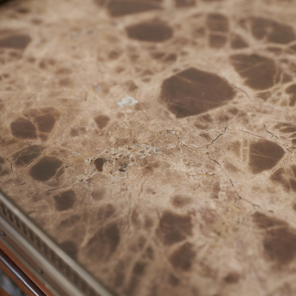 サイドテーブル