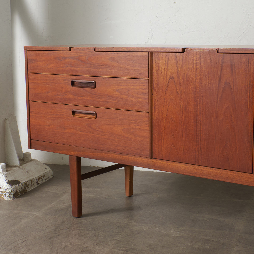 ヴィンテージ サイドボード