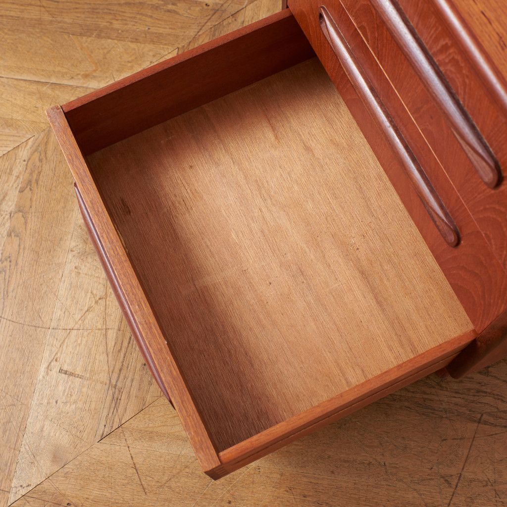New Fresco 3段サイドチェスト 3-Drawer Chest (2603)|ジープラン G-PLAN|ビクター・ブラムウェル・ウィルキンス Victor Bramwell Wilkins