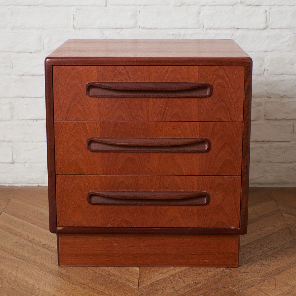 New Fresco 3段サイドチェスト 3-Drawer Chest (2603)|ジープラン G-PLAN|ビクター・ブラムウェル・ウィルキンス Victor Bramwell Wilkins