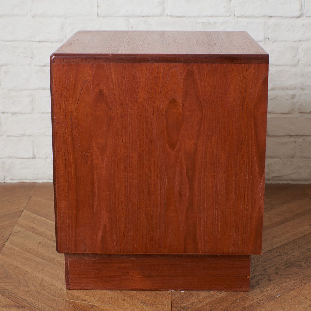 New Fresco 3段サイドチェスト 3-Drawer Chest (2603)|ジープラン G-PLAN|ビクター・ブラムウェル・ウィルキンス Victor Bramwell Wilkins