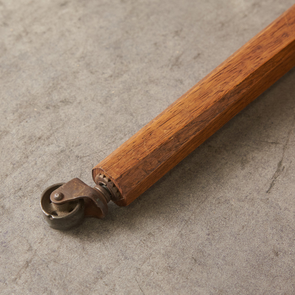 英国アンティーク キャスター付きサイドテーブル