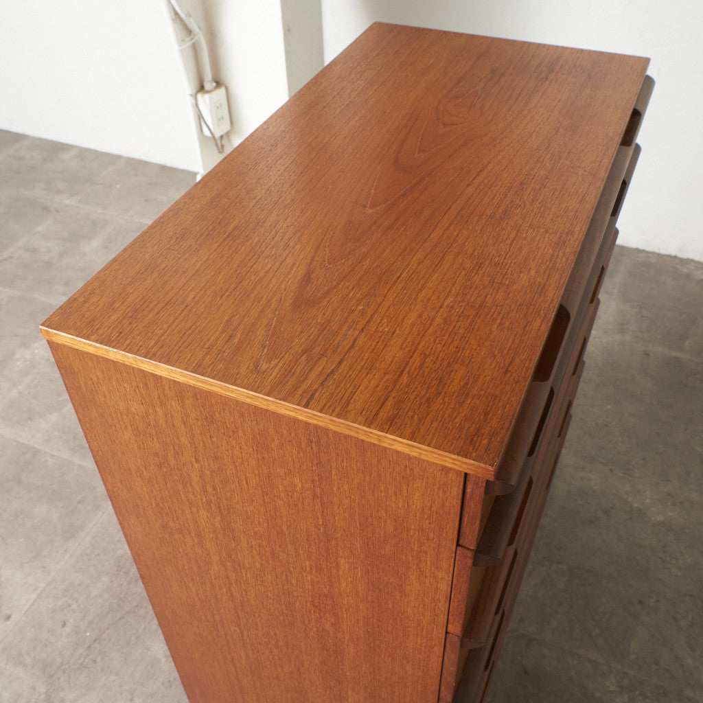 ヴィンテージ 6段 チェスト