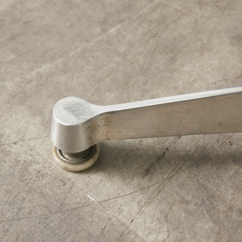 イームズ コントラクトベース テーブル