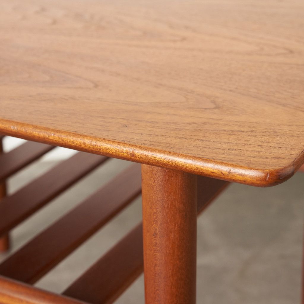 IB Kofod Larsen ヴィンテージ ランプテーブル (3553)