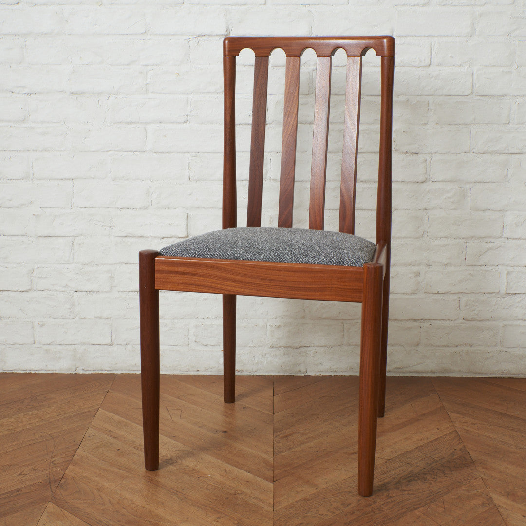 スラットバックチェア/ 張替済